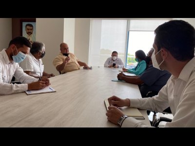 <a href="/noticias/mantiene-smyt-dialogo-con-organizaciones-de-transportistas">Mantiene SMyT diálogo con organizaciones de transportistas</a>